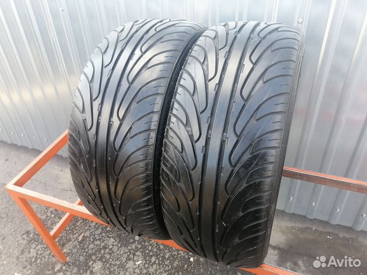 Star Performer TNG UHP 215/35 R18 84V