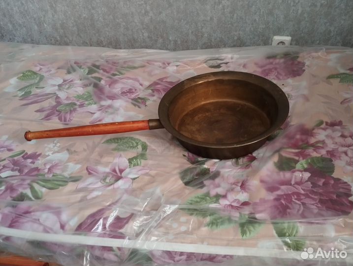 Латунный таз