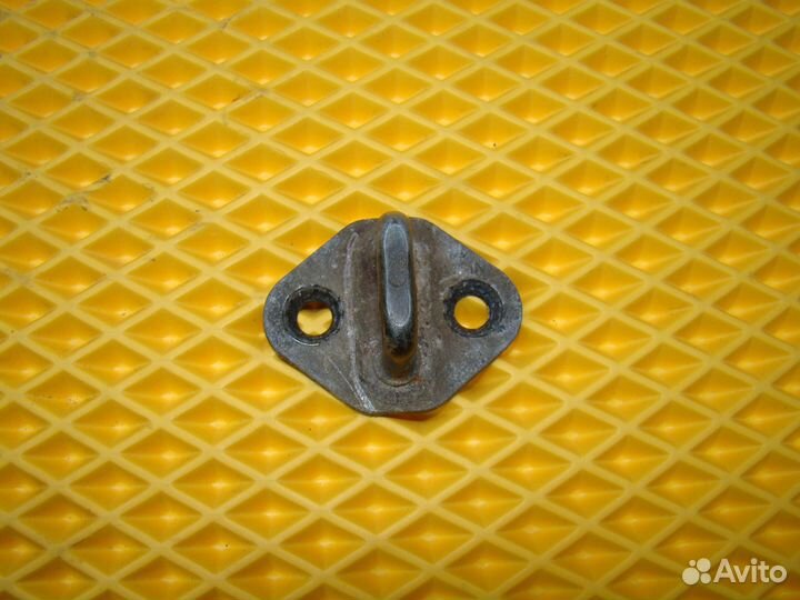 Петля замка багажника Lexus RX 300 Лексус