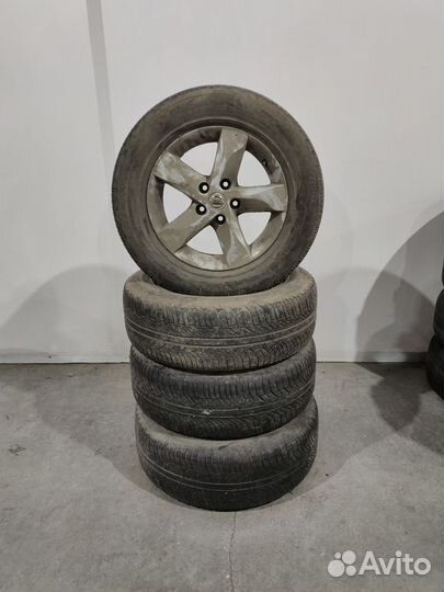 Колеса в сборе на литых дисках 215/65/16