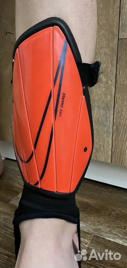 Футбольные щитки