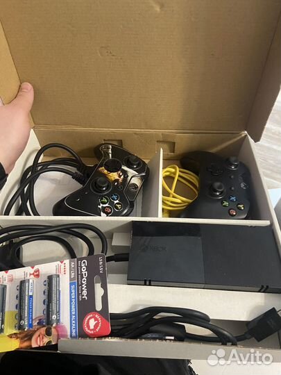 Xbox One 2 джостика