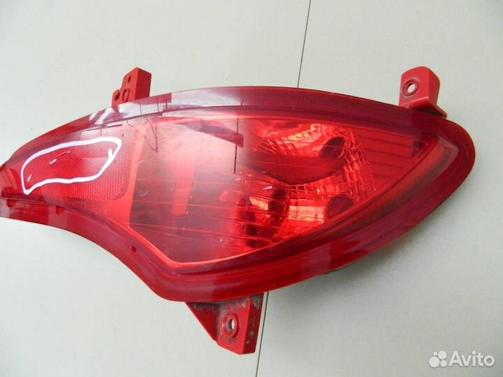 Фонарь задний в бампер правый Hyundai Solaris 2010