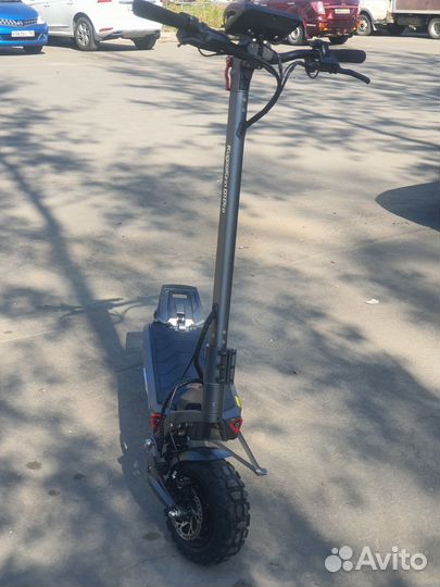 Самокат взрослый электрический Kugoo