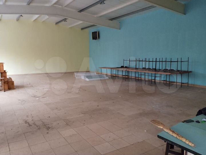 Здание, 261.4 м²