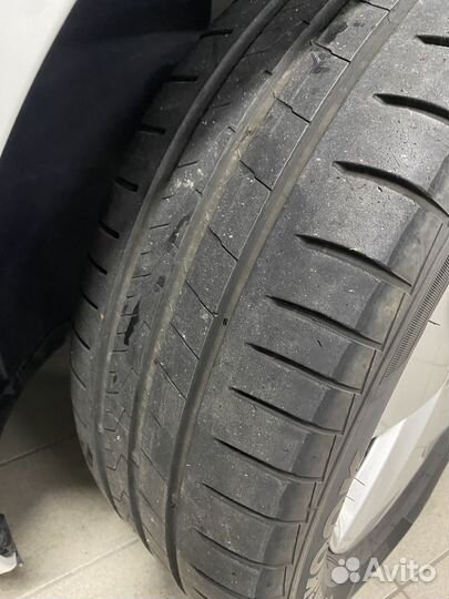 Оригинальные диски с резиной r16 Skoda Octavia A7