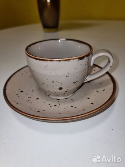 Фарфоровый чайный набор