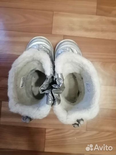 Сапожки для девочки