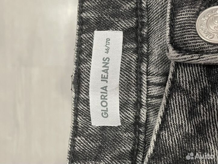 Шорты женские