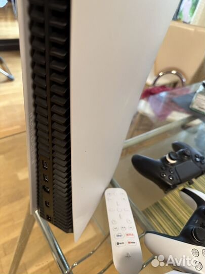 Sony PS5 DE комплект