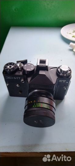Пленочный фотоаппарат зенит
