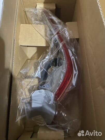 Фонарь задний правый Toyota Camry XV40