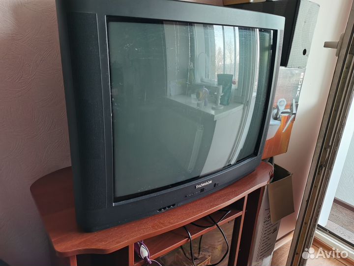 Телевизор Thomson 28DG17E