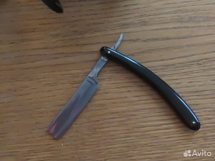 Опасная бритва Волга