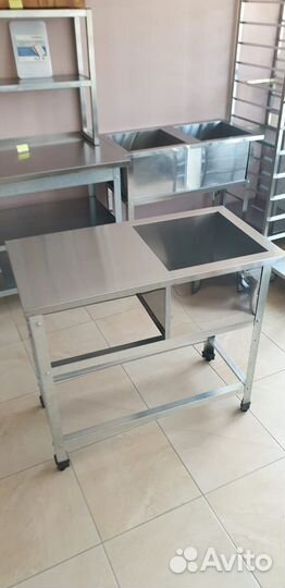 Ванна моечная с рабочей поверхностью из нержавейки