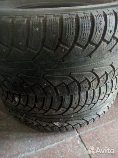 Nokian Tyres Hakkapeliitta 5 SUV 285/60 R18 116T