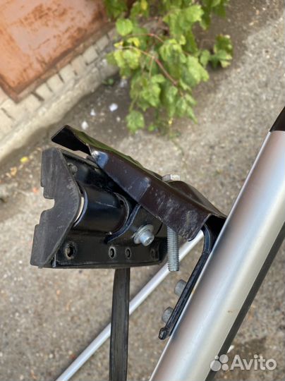 Багажник на крышу универсальный