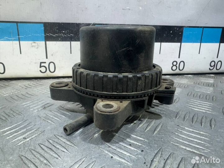 Б/У Кронштейн топливного фильтра Lexus IS#001