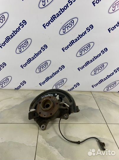 Кулак поворотный передний правый Renault Fluence