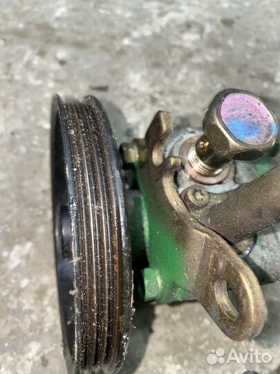 Насос гидроусилителя Nissan QG13DE QG15DE QG18 Гур