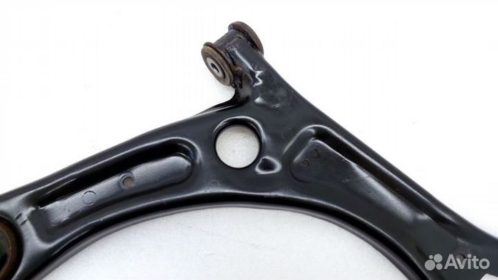 Рычаг передний правый Skoda Yeti 5L cdab 2017