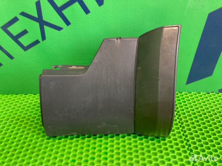 Накладка на порог наружная левая Audi A6 C5 ARE