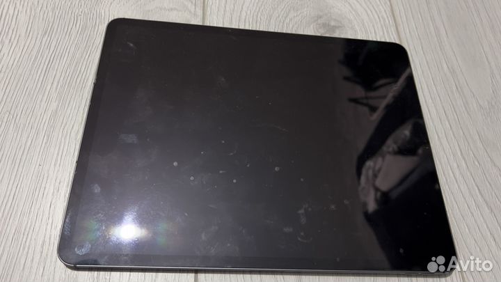 iPad pro 12.9 2021 256 m1 wi-fi + sim