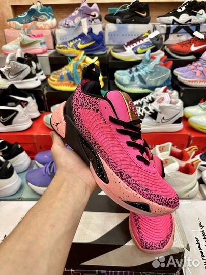 Баскетбольные кроссовки Jordan Luka 1 'Pink/Black'