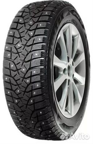 Bridgestone Blizzak Spike-02 SUV 215/60 R17