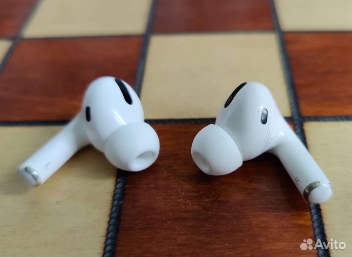 Apple AirPods PRO