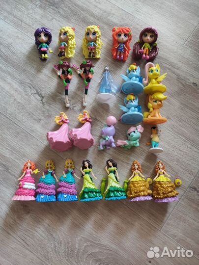 Фигурки куколки,пони