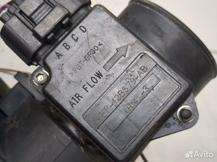 Корпус воздушного фильтра Ford Fiesta, 1996