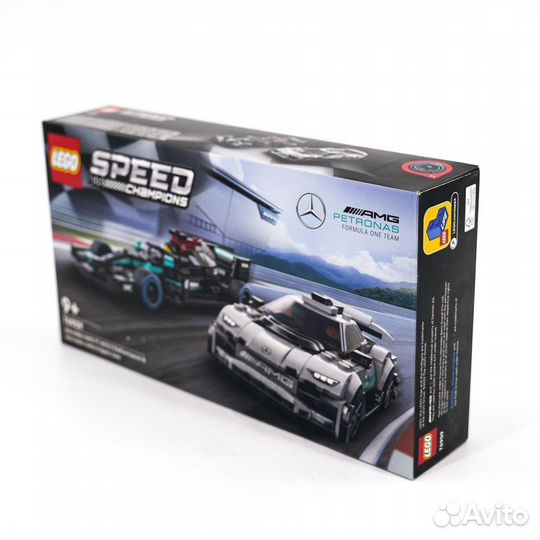 Lego Mercedes-AMG F1 W12 E Performance & Mercedes