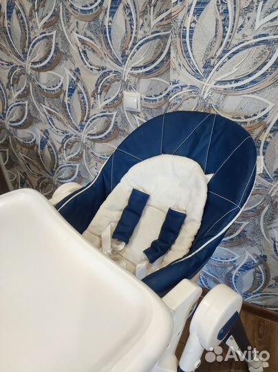 Стульчик для кормления Capella