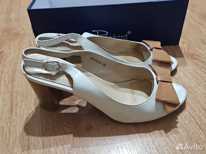 Босоножки женские respect 38