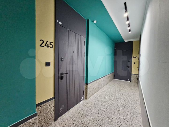 2-к. квартира, 63,7 м², 4/9 эт.