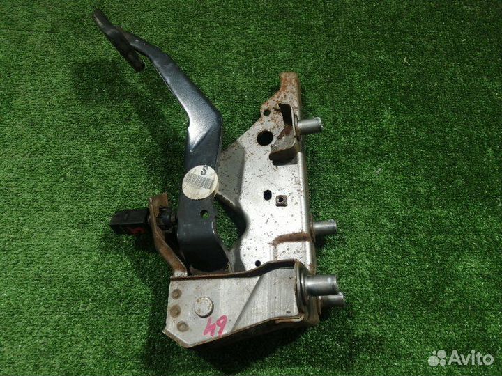 Педаль тормоза Nissan Micra K12E CR12DE 2007