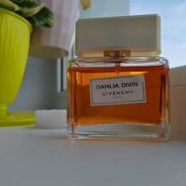 Givenchy dahlia divin