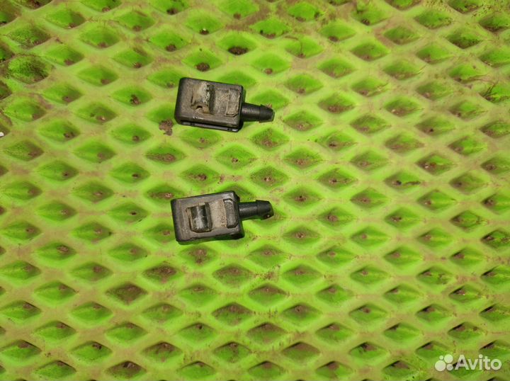 Форсунка омывателя лобового стекла Меган 2