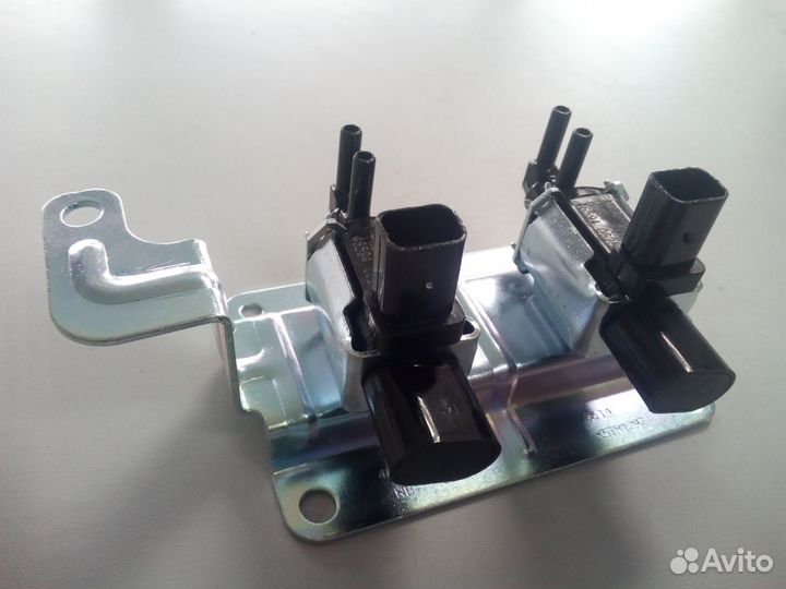 Клапан управления заслонками впускного коллектора