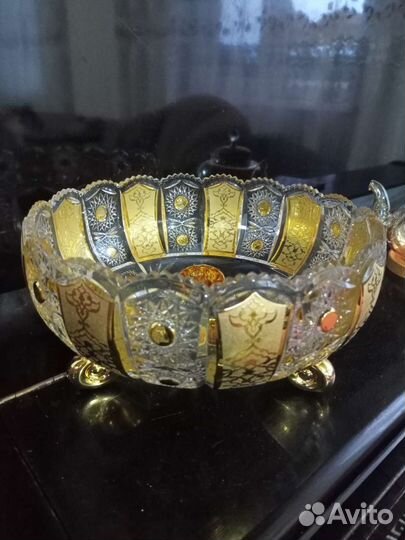 Ваза на ножках