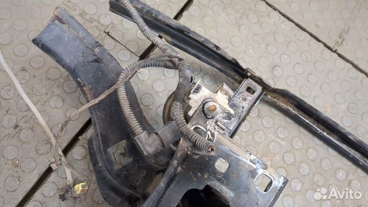 Усилитель бампера передний Volkswagen Tiguan