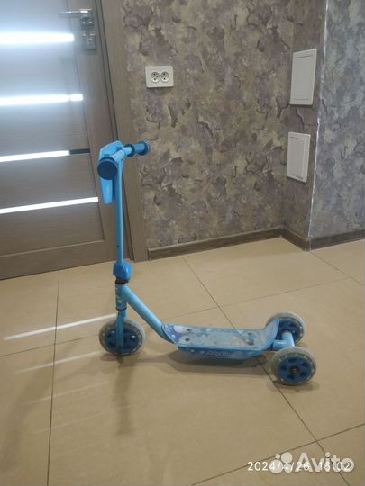 Самокат детский трехколесный