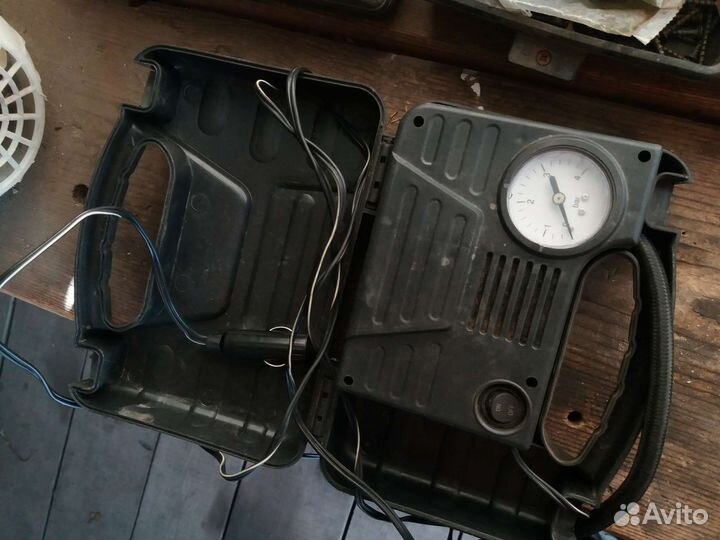 Компрессор автомобильный