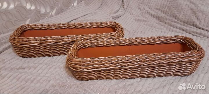 Ящик балконный,горшок для цветов