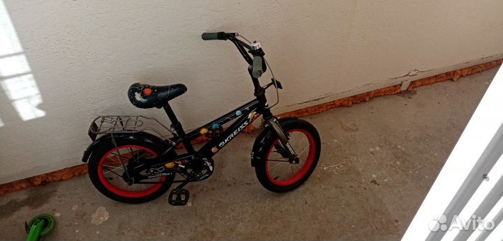 Продам велосипед детский 14 колеса