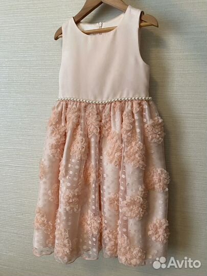 Платье персиковое для девочки на 6 лет