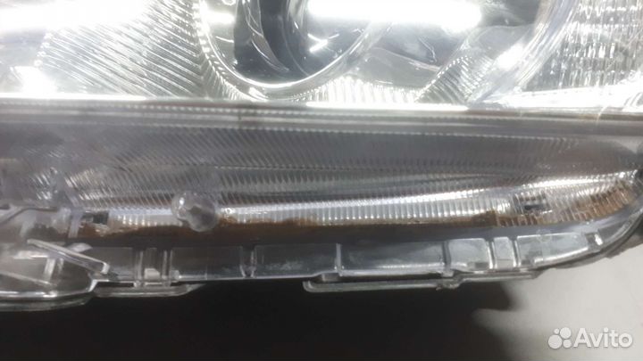 Фара левая Toyota Rav4 2008-2010