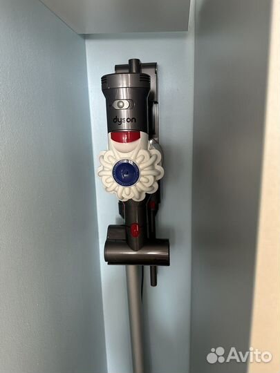 Пылесос dyson v7 полный комплект, 3 насадки