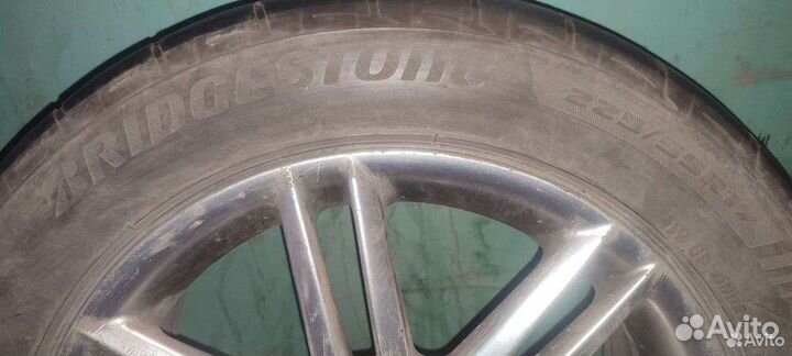 Bridgestone 613V 2.25/55 R17